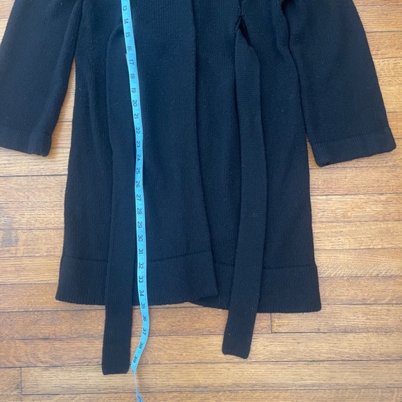 VINCE Women's Black Belted Long Wool Button Tunic Cardigan Sweater Size Med - Picture 5 of 8